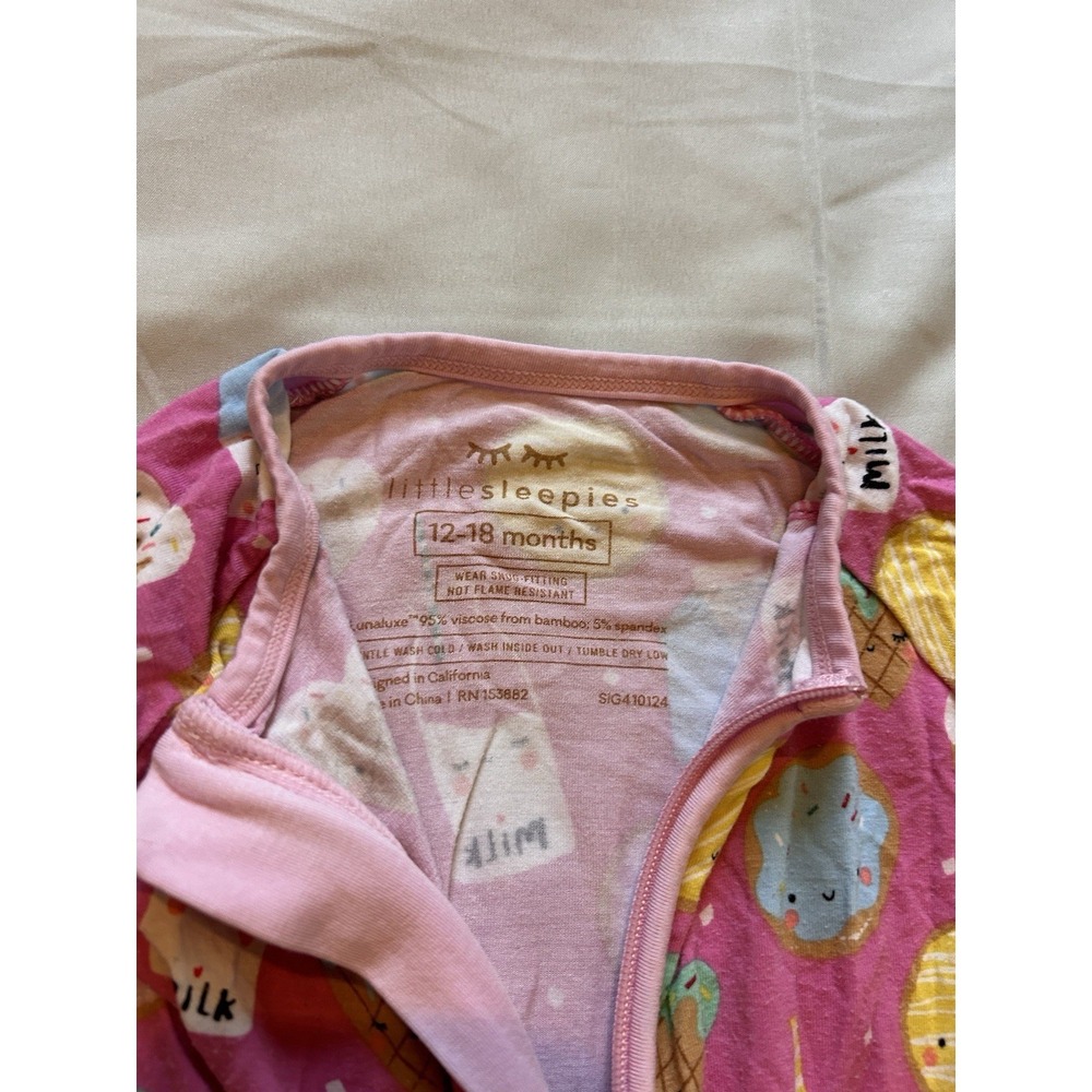 Little Sleepies Zippy 12-18 Months Pajamas Long Sleeve Bamboo Pink Milk Cookies - Picture 2 of 4